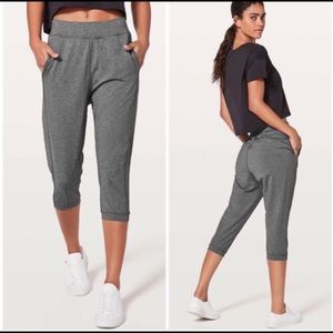 Lululemon Rejuvenate crop